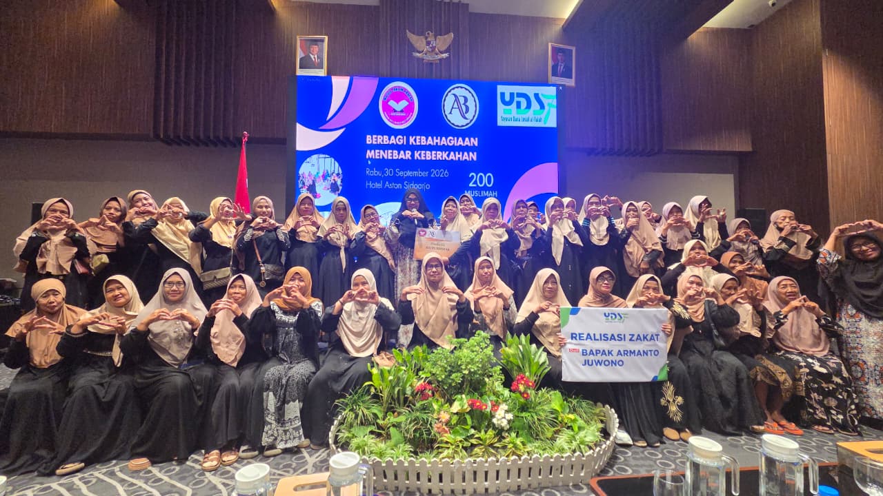 200 Perempuan Prasejahtera di Sidoarjo Terima Zakat YDSF Rp80 Juta