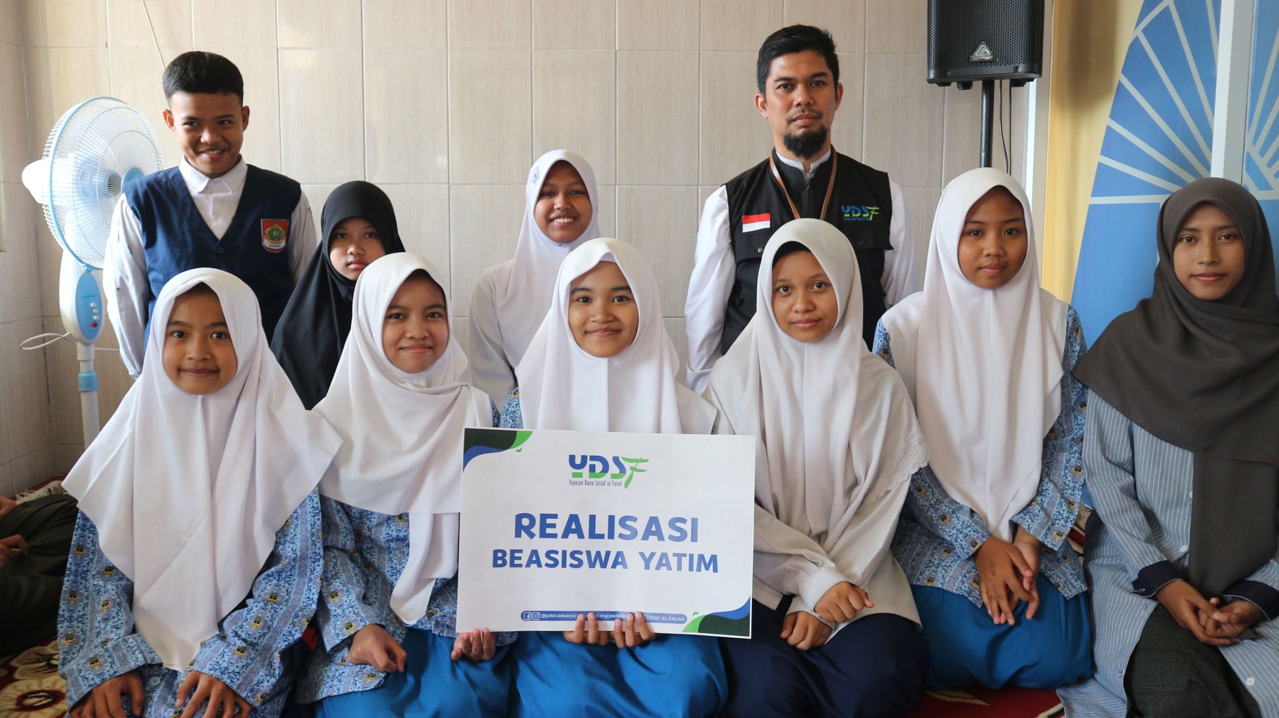 19 Anak Yatim di Bangil Terima Beasiswa YDSF Rp28,6 Juta