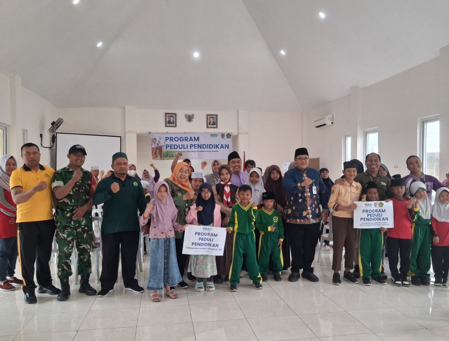 Bersama Kemenag RI Bantu Lunasi Tunggakan Biaya Pendidikan Siswa Dhuafa