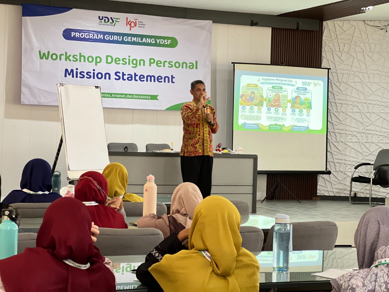Ajak Tendik Temukan Kembali Makna Mengajar