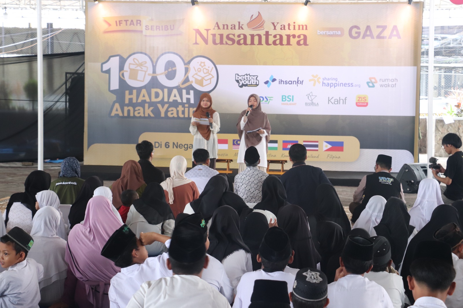 Santuni Yatim di 6 Negara, YDSF dan Better Youth Foundation Gelar Iftar Bersama