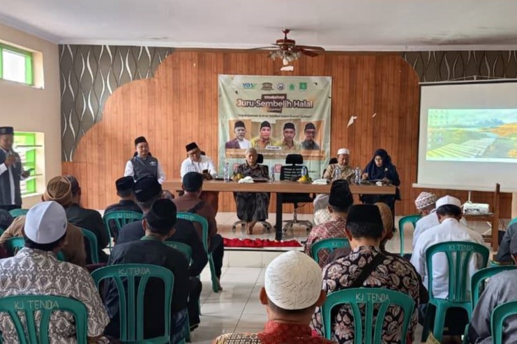 Bekali Puluhan Takmir di Bondowoso dengan Tata Cara Sembelih Hewan Qurban